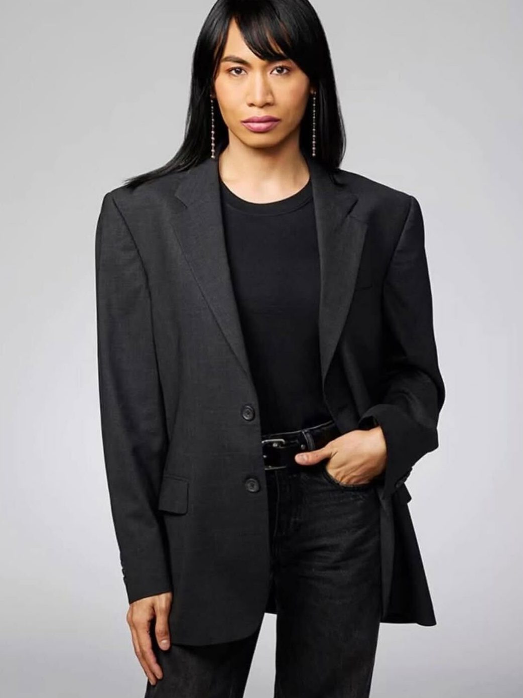 Veejay Floresca Winner of Project Runway Season 21